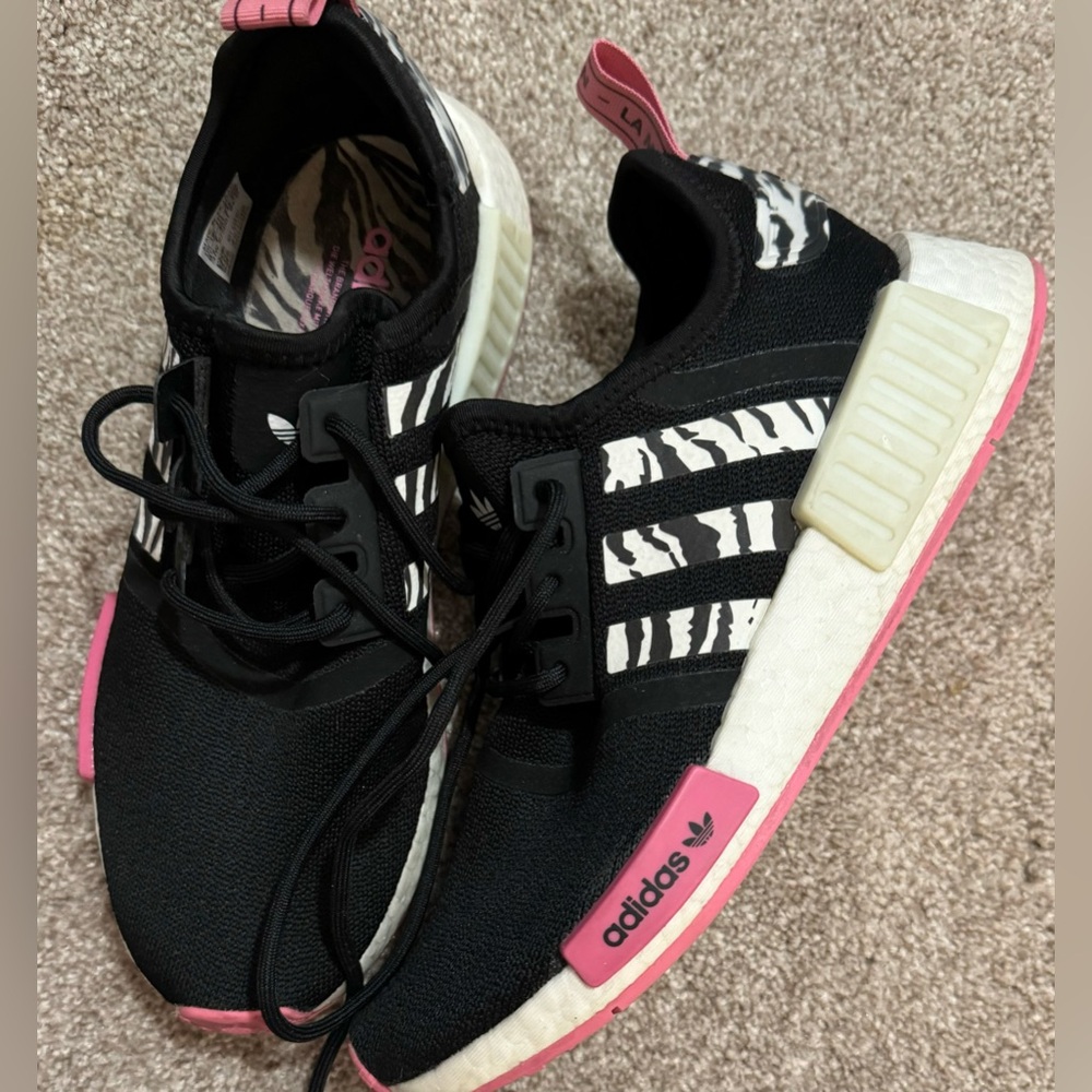 Adidas Women's Originals NMD R1 Casual Shoes